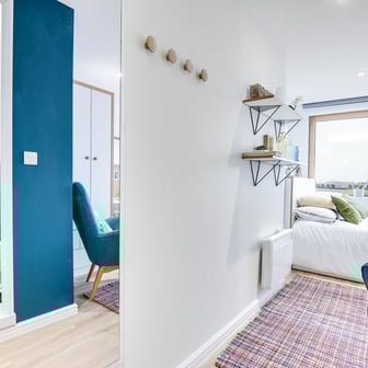 Silver En Suite - Image 3